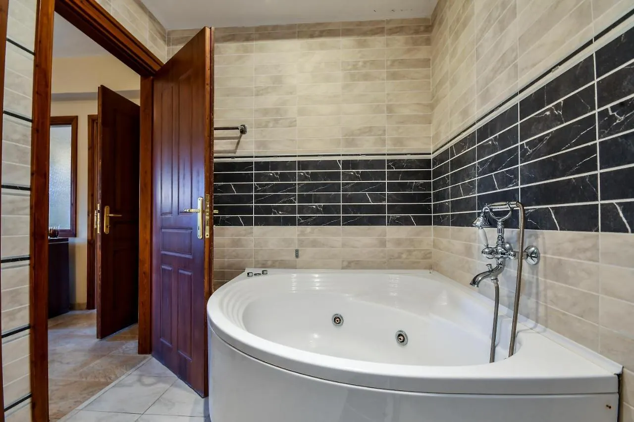 Archontiko Liamas Hotel Stavros